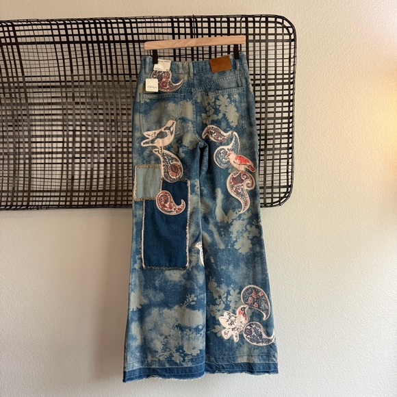 Free people Flying High Patched flare Jeans - Picture 8 of 9
